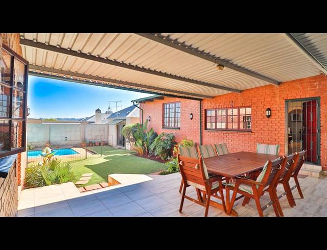 3 BEDROOM HOUSE FOR SALE IN KENSINGTON